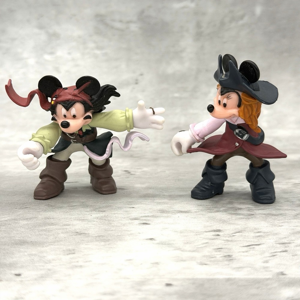Disney Pirates of the Caribbean Mickey & Minnie Mouse 2.5" figures *missing Arm